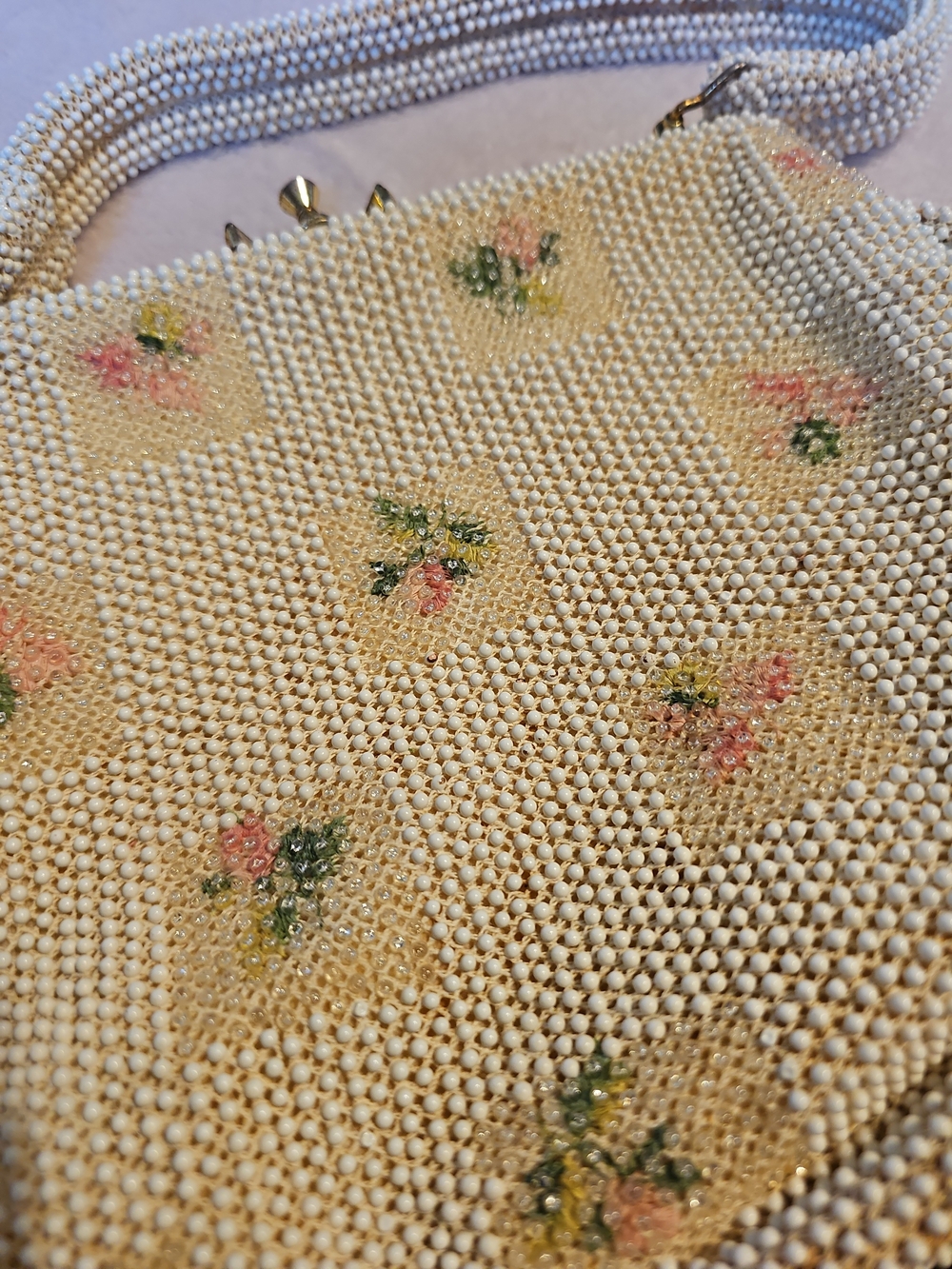 Vintage La Regale Hand-Beaded Floral Evening Purse | Made in Belgium - Picture 3 of 8